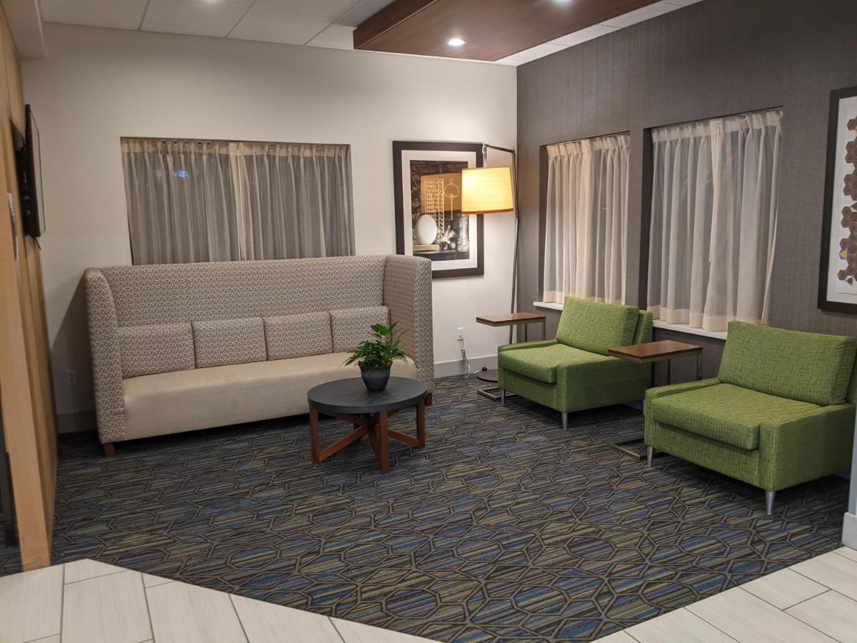 Holiday Inn Express South Burlington By Ihg Zewnętrze zdjęcie