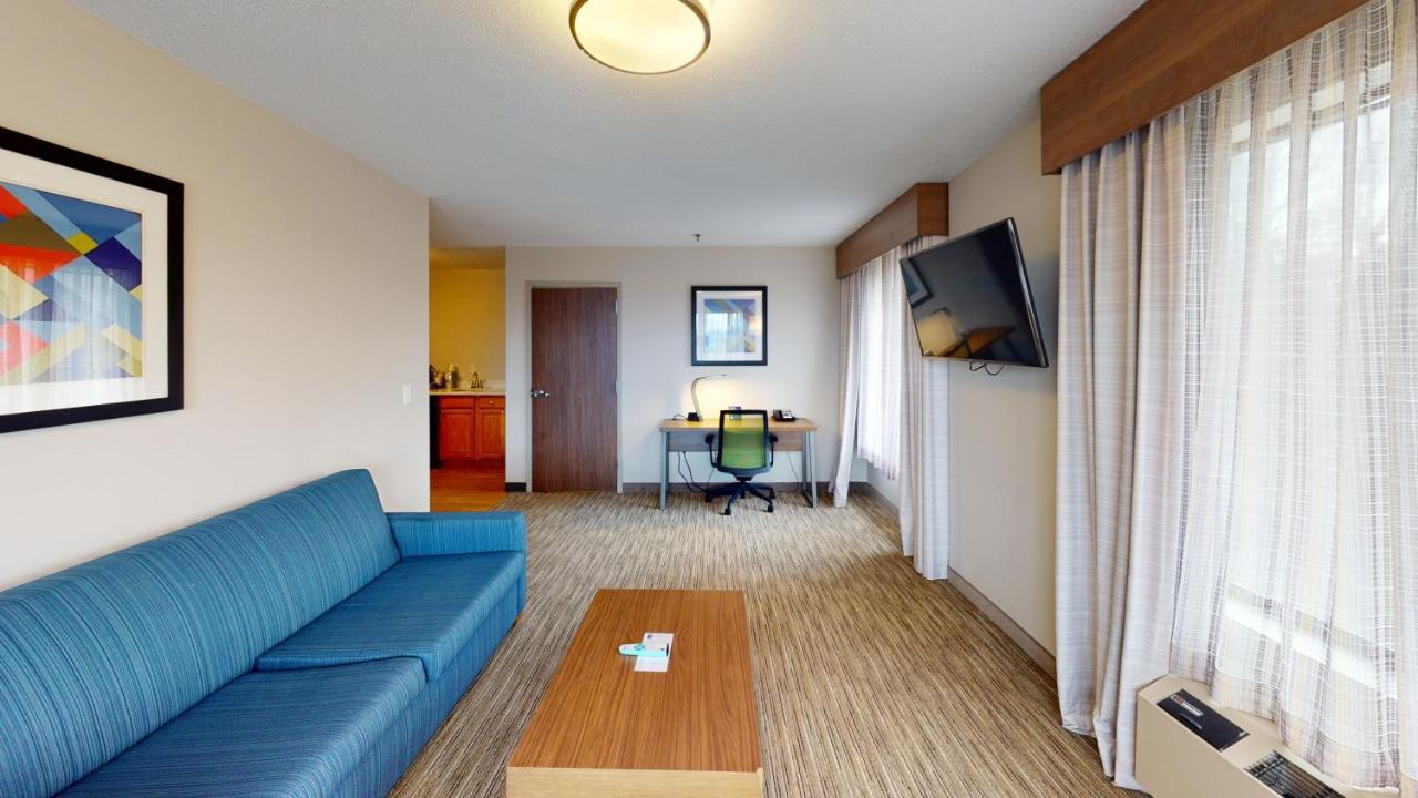 Holiday Inn Express South Burlington By Ihg Zewnętrze zdjęcie